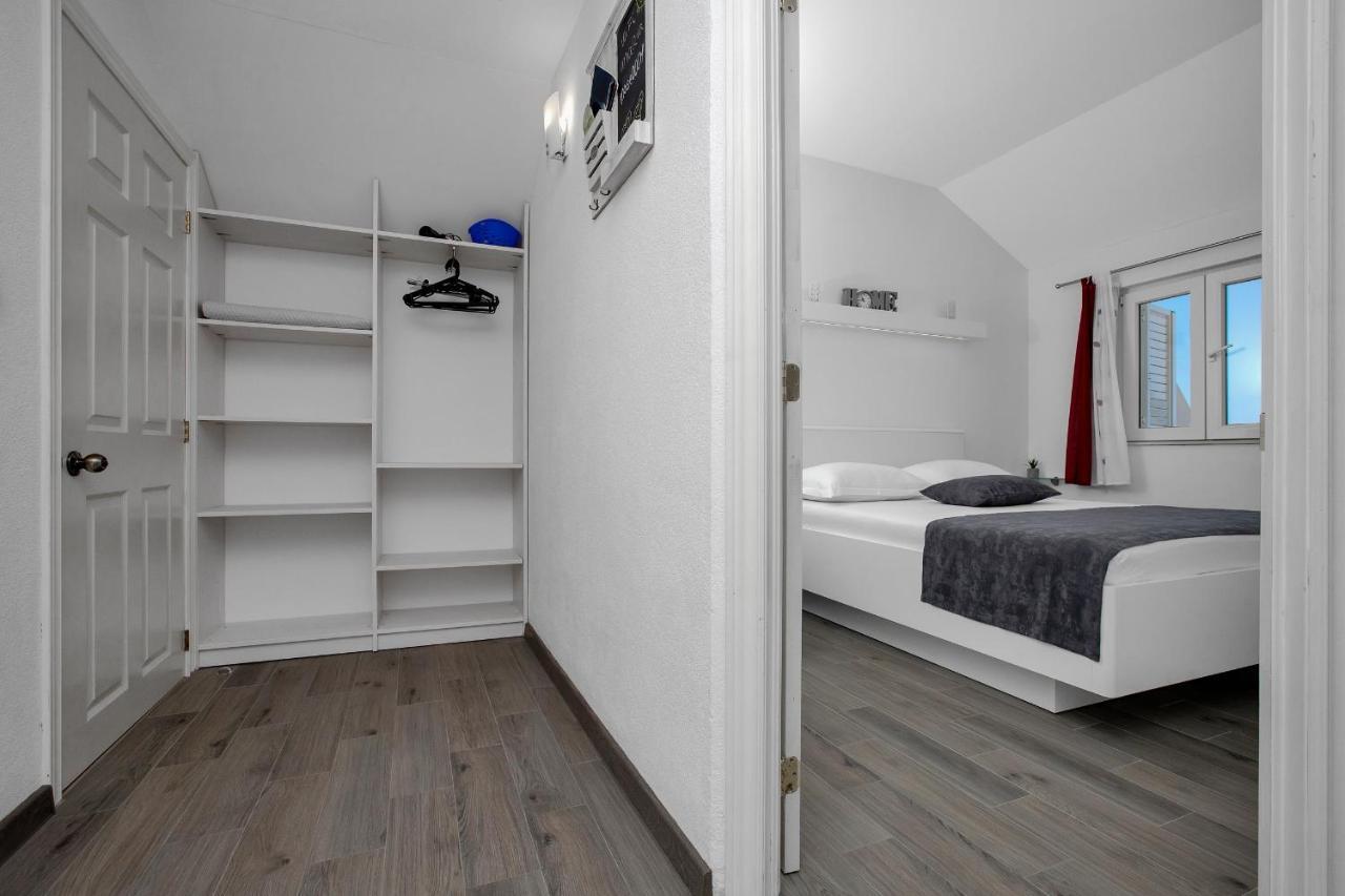 Apartments By The Sea Drasnice, Makarska - 2581 Exteriér fotografie